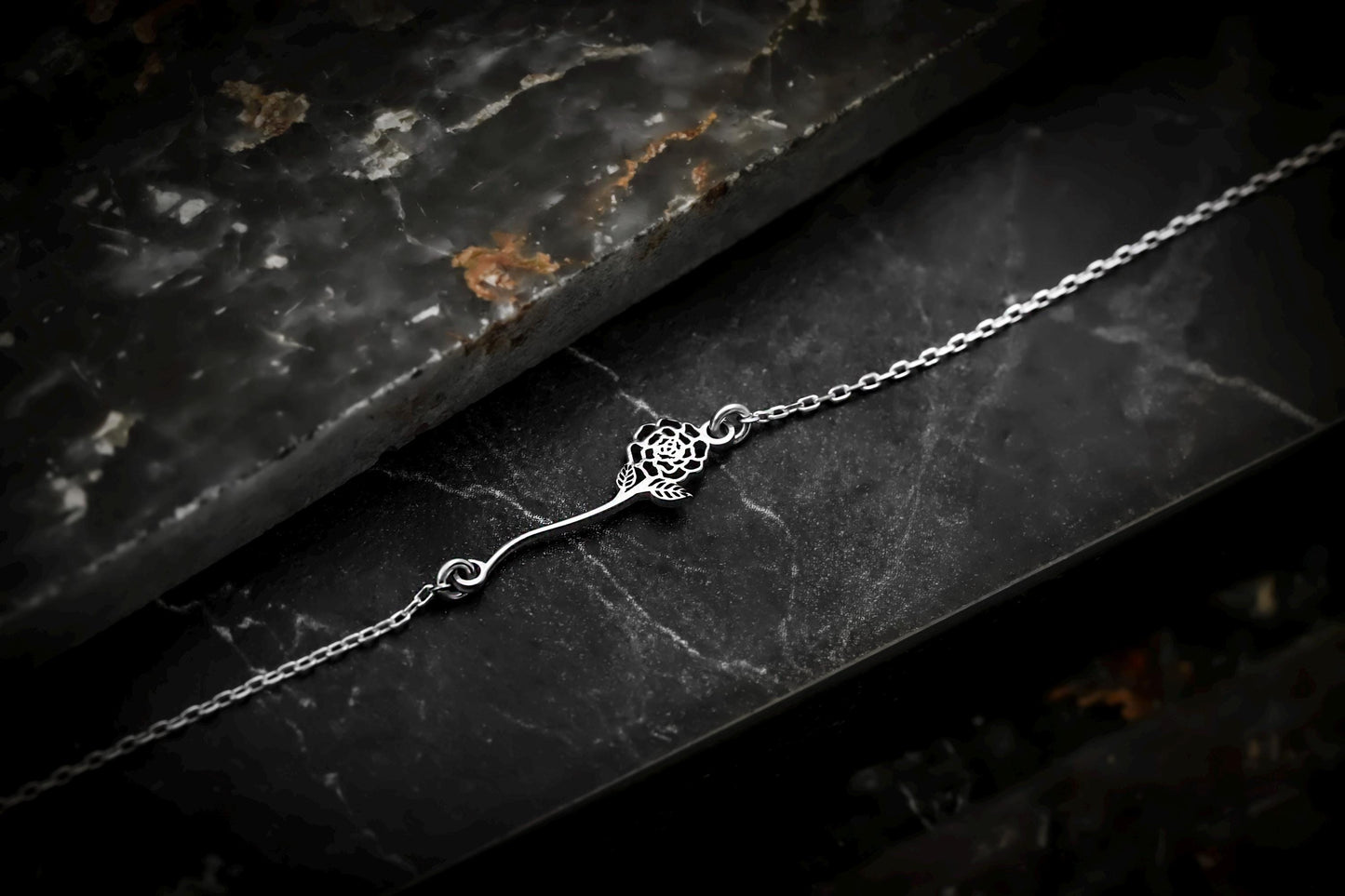 Kişiye Özel Doğum Çiçeği Bileklik | Gold, Silver, Rose Seçenekli | El Yapımı Minimalist Bileklik